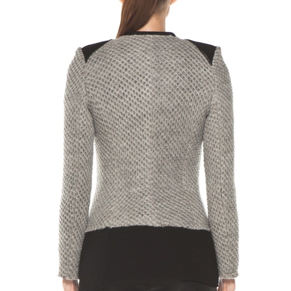 IRO - Picture 5 of 9